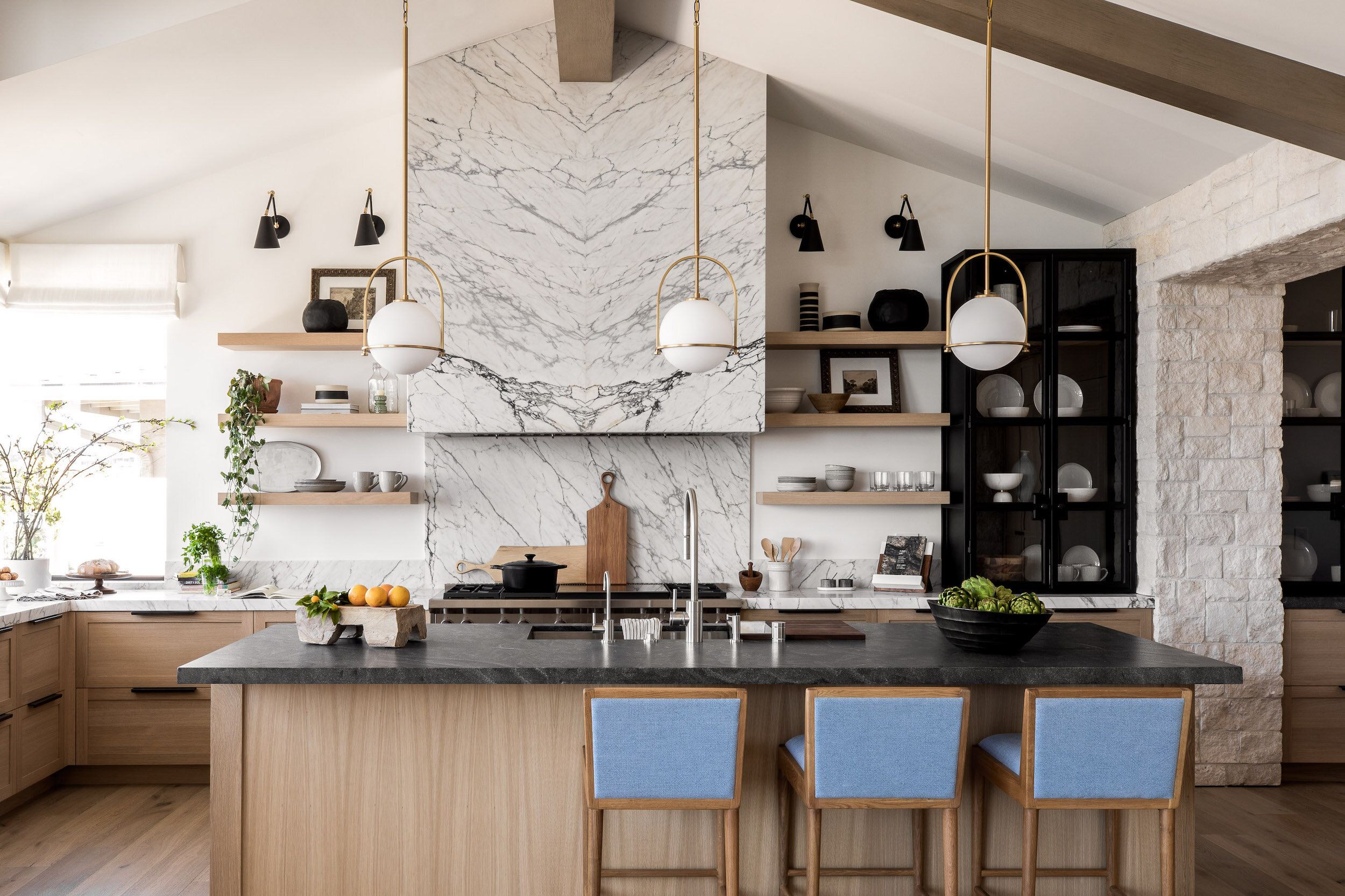 2023 Kitchen Renovation Trends To Follow | Balnei & Colina - Luxury Property Renovation Trends 2023