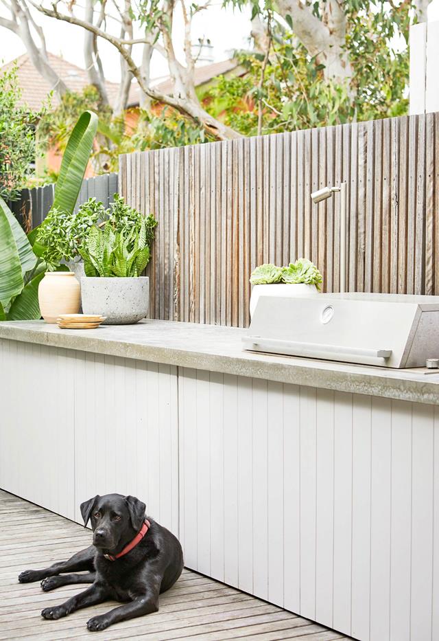 Hamptons style outdoor kitchen