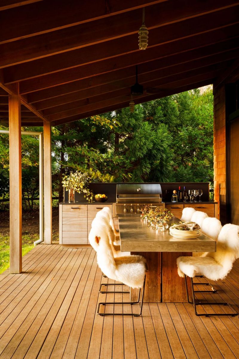 Outdoor living in winter